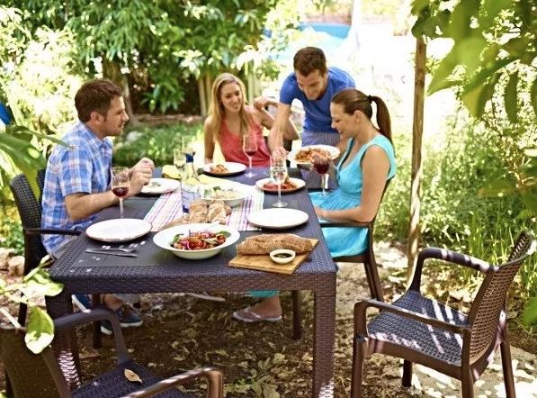 Стол из искусственного ротанга Keter Melody, коричневый [255812]