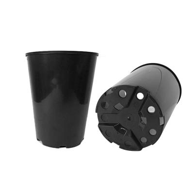 Высокий горшок для роз 2л, ø 14см, высота 18см.