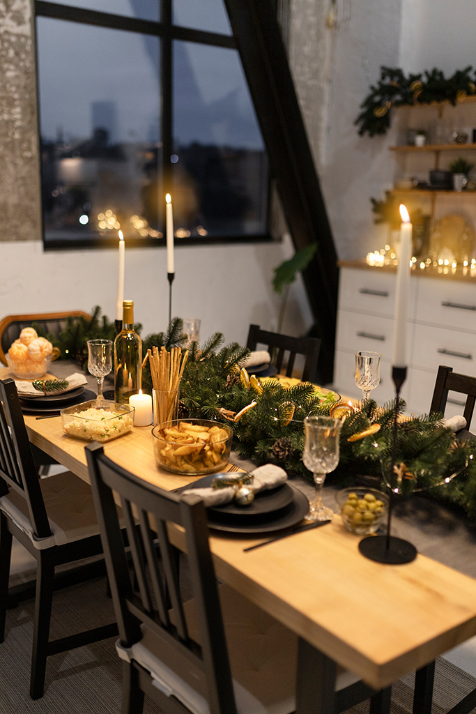 3. новогодний стол.jpg