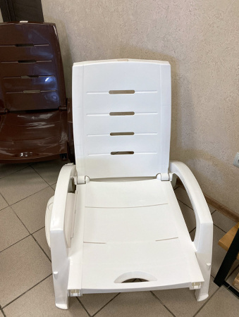 Шезлонг-лежак складной на колесах [150-0008]