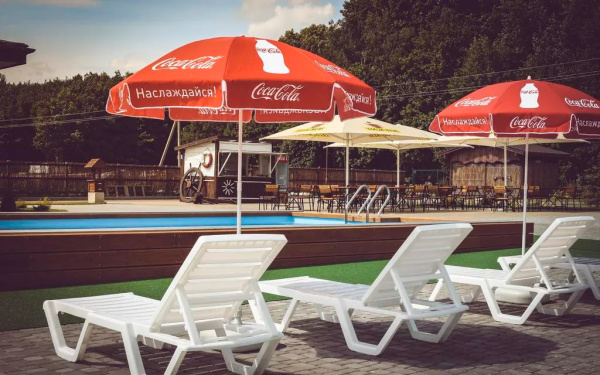 Лежак полимерный пляжный