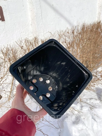 Горшок для рассады квадратный формованный 1.5 л, 13*13*13 см
