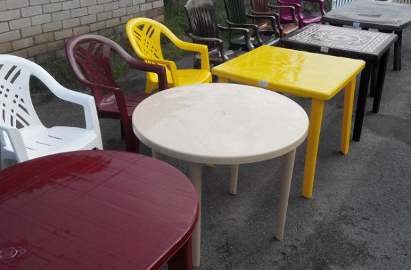 Стол пластиковый круглый [130-0022]