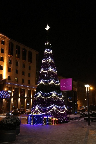 Большая уличная каркасная ель "Евро-2" Большая уличная каркасная ель "Евро-2"