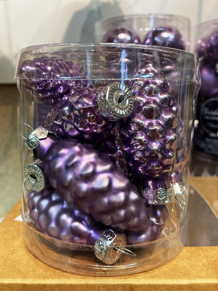 Набор стекл. елочных игрушек "Шишки" 6 см лавандовый mix, 12 шт