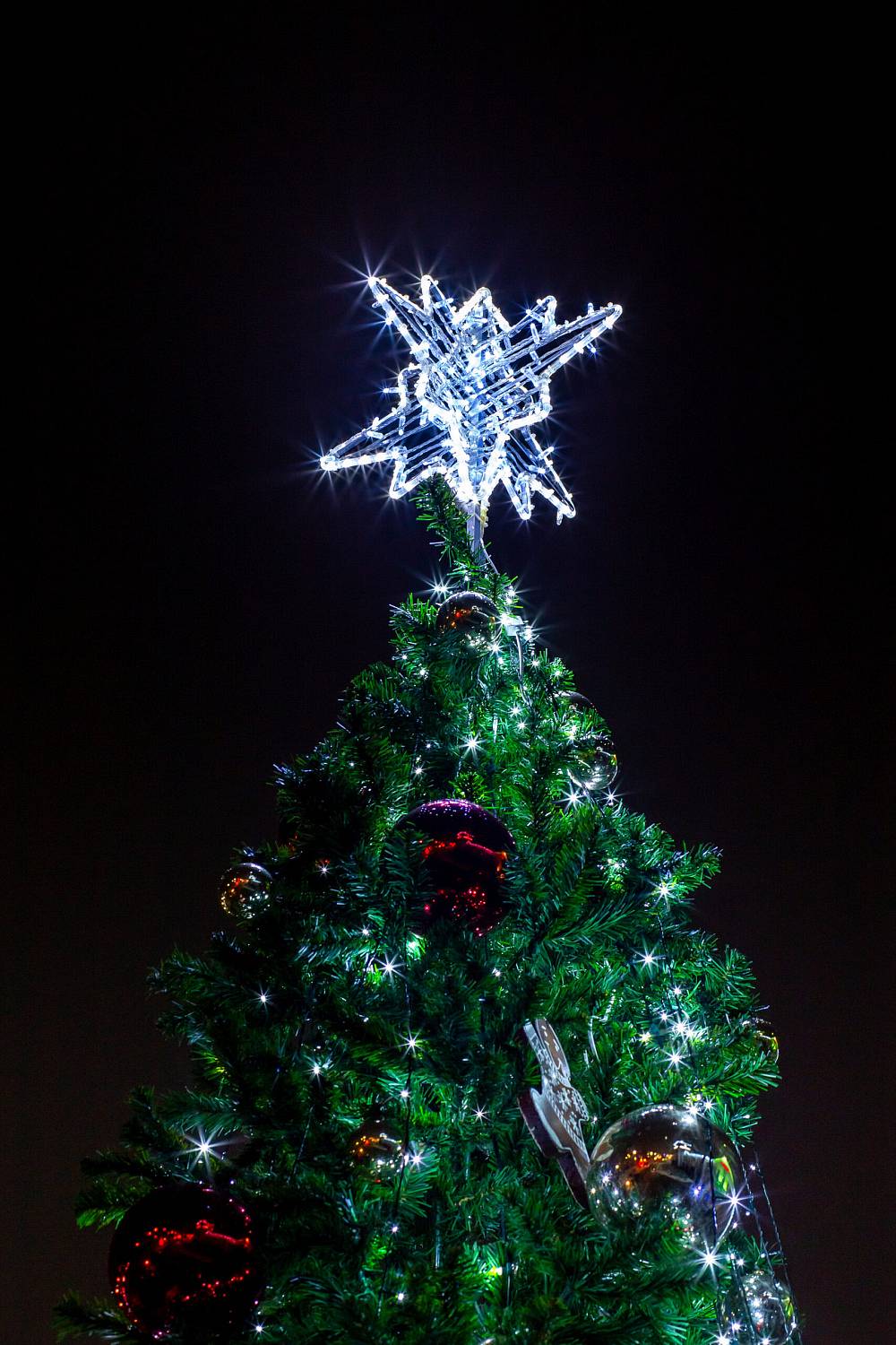 Верхушка-звезда из дюралайта, 60х60см, светодинамика с нитью
