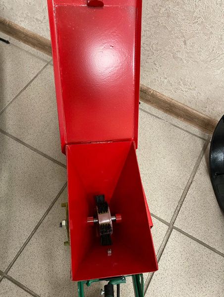 Сеялка овощная ручная однорядная (Польша)