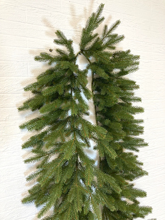 Гирлянда еловая PE "Шарлин" 250 см