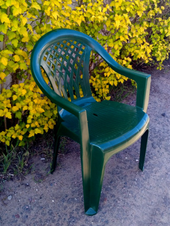 Пластиковый стул-кресло "Виктория" Пластиковый стул-кресло "Виктория"