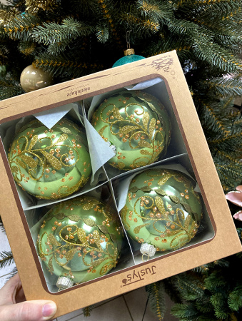 Набор шаров пластик. декор №4 разные цвета, 6см / 8см / 10см Шар пластиковый декорированный