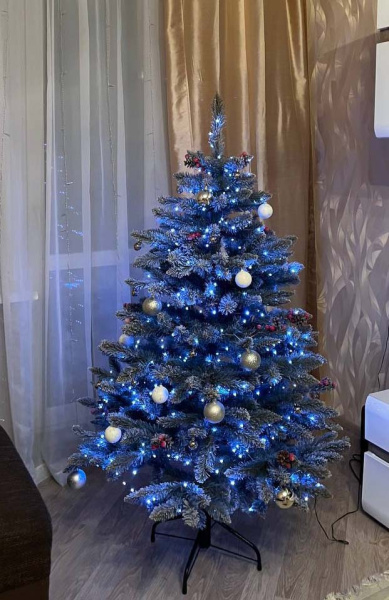 Елка "Ариозо", эффект инея