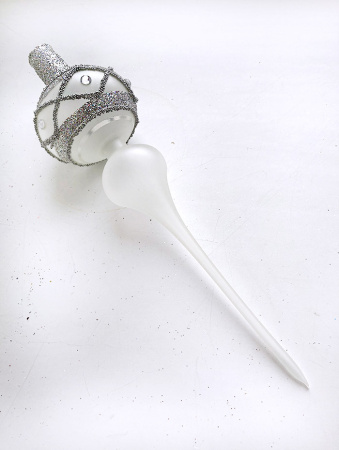 Верхушка стеклянная на елку, декорированная