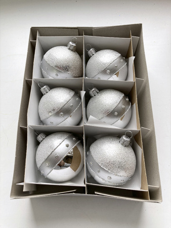 Шар пластиковый декорированный