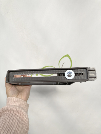 Крепление для балконного ящика шоколадное