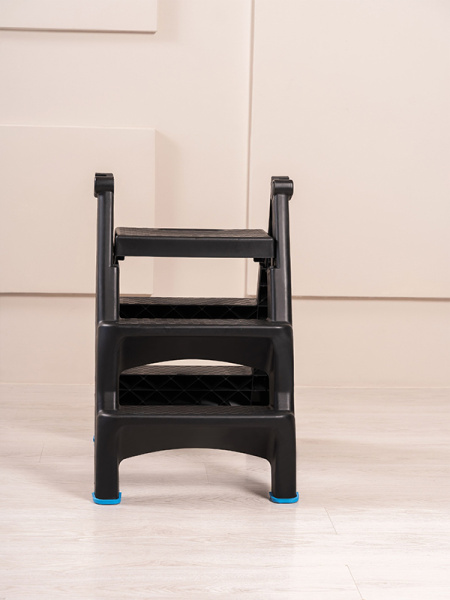 Стремянка пластиковая Steppix