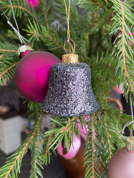 Колокольчики парча серая, 4 см (уп. 12шт)