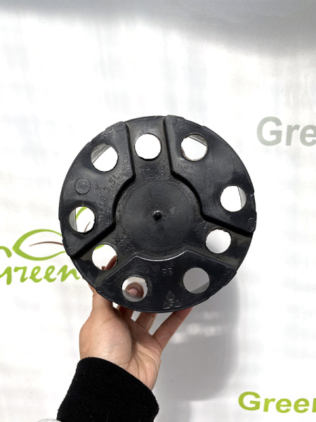 Горшок для рассады круглый литой 2.5л, ø18см, высота 14.5см.