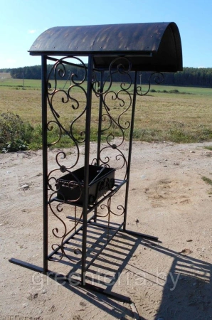 Кованый мангал с крышей "Шале"