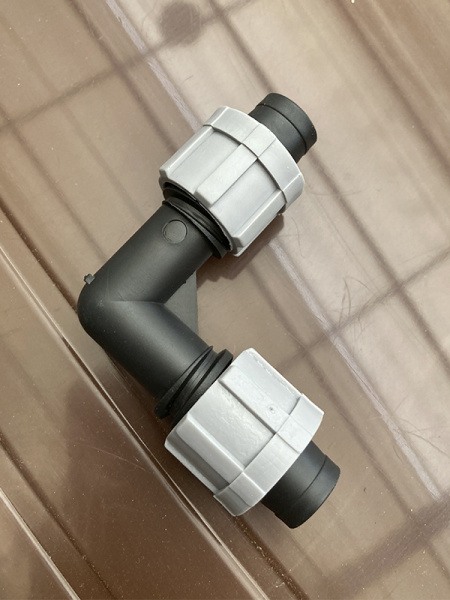 Соединитель-колено для капельной ленты DSTA02-00L [DSTA02-00L]