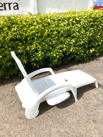 Шезлонг-лежак складной на колесах [150-0008]