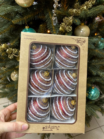 Шар пластиковый декорированный