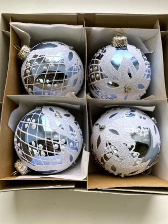 Набор шаров пластик. декор №7 разные цвета, 6см /  8см / 10см Шар пластиковый декорированный