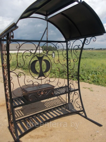Кованый мангал с крышей "Иф"