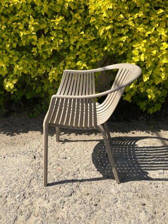 Стул ESCALATE капучино