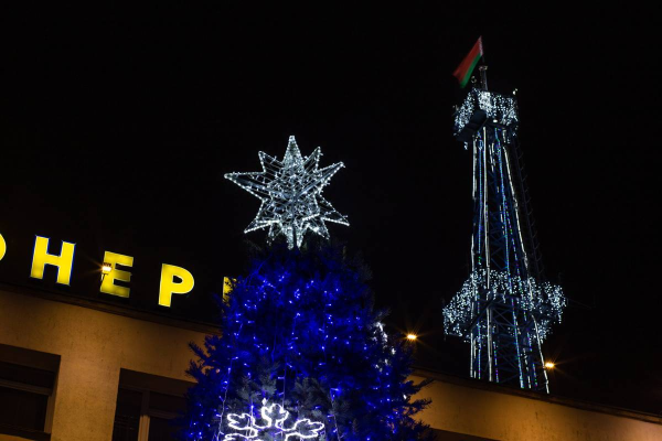 Верхушка-звезда из дюралайта, 60х60см, постоянное свечение с нитью