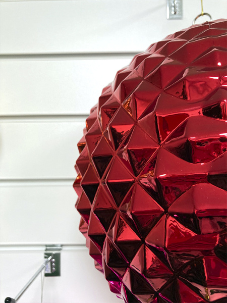 Шар пластиковый "Структурный" красный, 30см [HL202519]