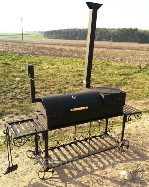 Кованый мангал (гриль, барбекю, очаг, коптильня) "Монреаль"