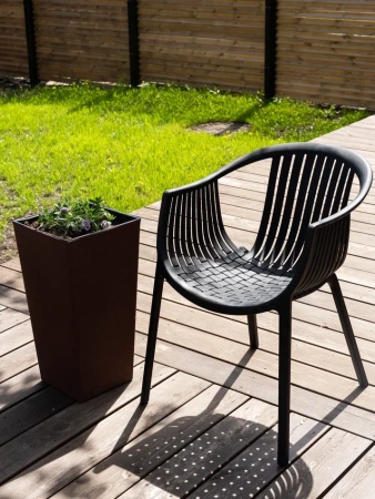 Стул ESCALATE чёрный