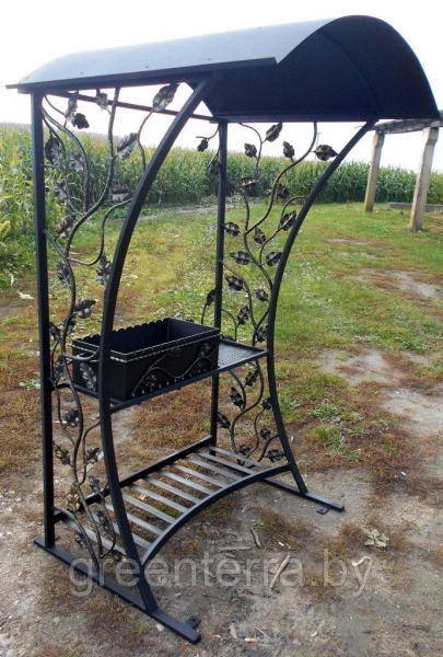 Кованый мангал с крышей "Граф"