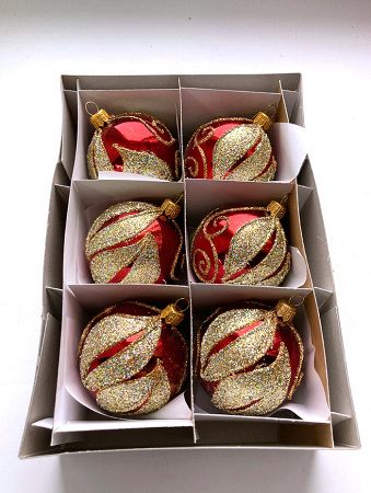 Набор шаров пластик. декор №11 разные цвета, 6см / 8см / 10см Шар пластиковый декорированный