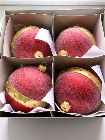 Шар пластиковый декорированный