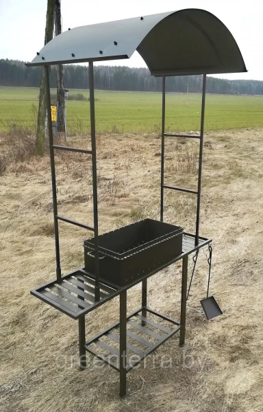 Кованый мангал с крышей "Бран"