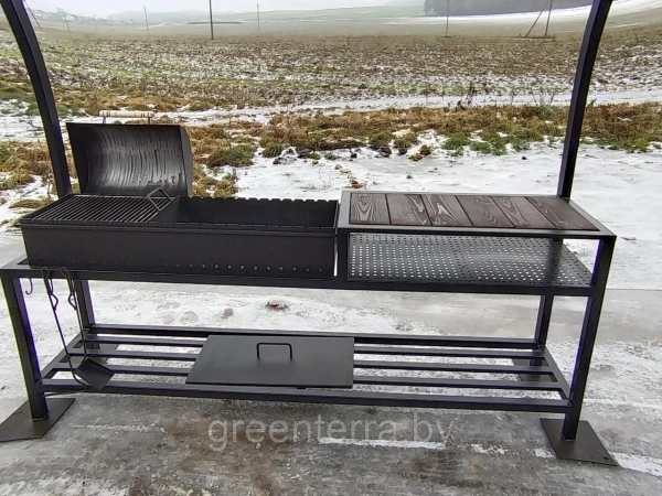 Кованый мангал с крышей "Лавленд"