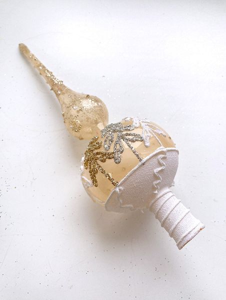 Стеклянная верхушка прозрачно-бежевая "Ёлки" Стеклянная верхушка прозрачно-бежевая "Ёлки"