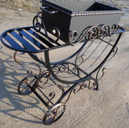 Кованый мангал с колесами  "Милан"