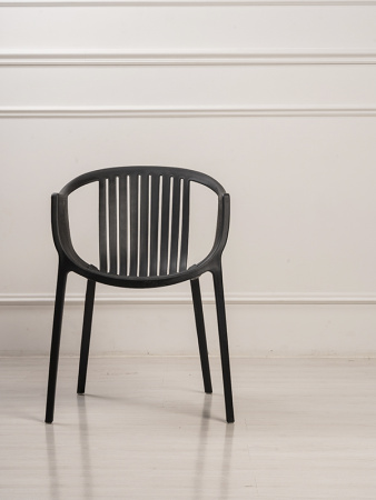 Стул ESCALATE чёрный