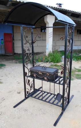Кованый мангал с крышей "Хит"
