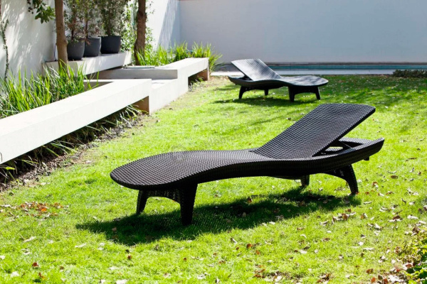 Лежак из искусственного ротанга PACIFIC LOUNGER, графит [230674]