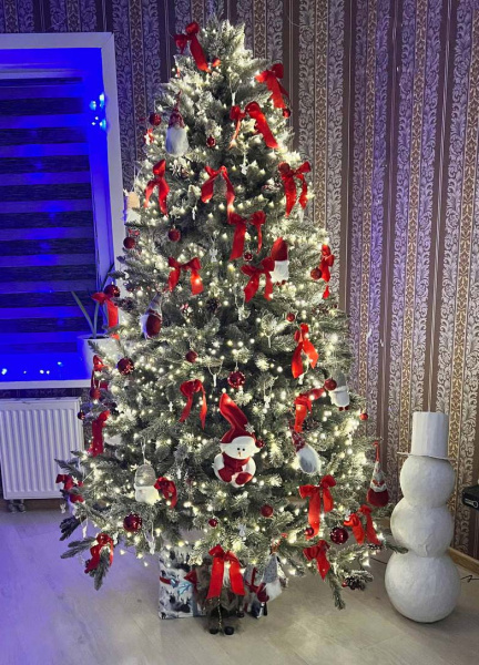 Елка "Ариозо", эффект инея