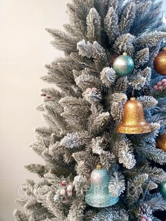 Елка "Ариозо", эффект инея