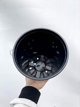 Высокий горшок для роз 2л, ø 14см, высота 18см, формованный