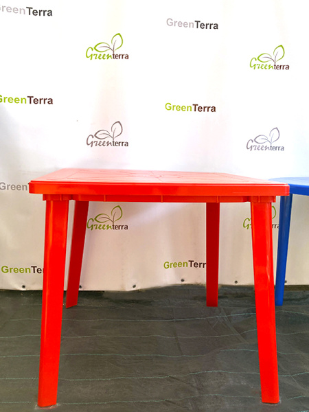 Стол пластиковый квадратный [130-0019]