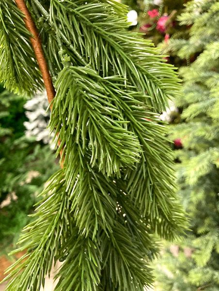 Гирлянда еловая литая [CER2030228775]