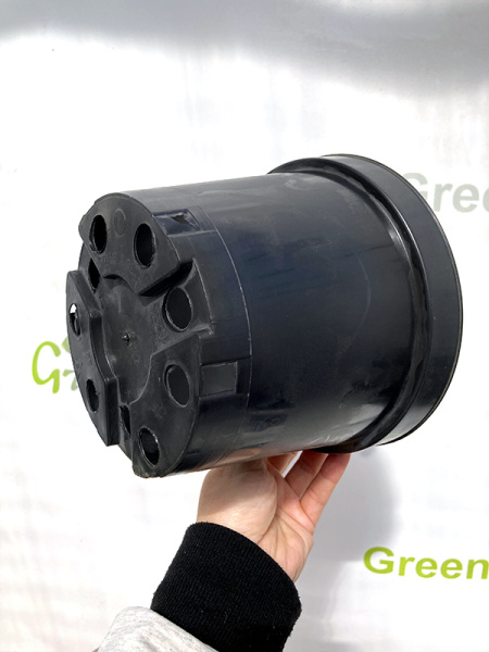 Горшок для рассады круглый литой 2.5л, ø18см, высота 14.5см.