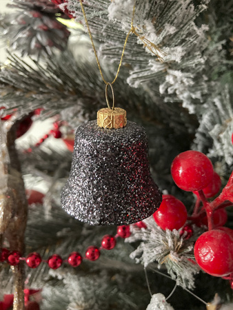 Колокольчики парча серая, 4 см (уп. 12шт)