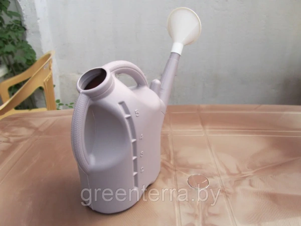 Лейка садовая на 5 литров Лейка садовая на 5 литров